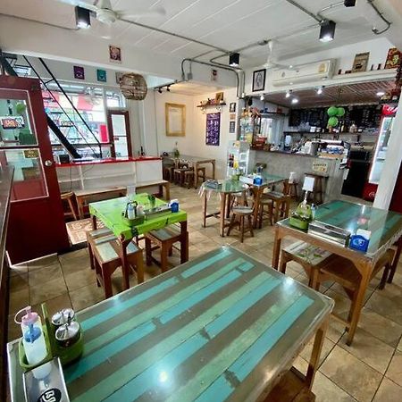 Ratanawong Place 823 Bangkok Luaran gambar
