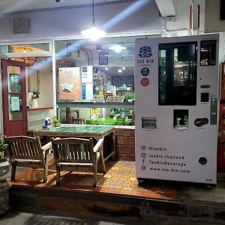 Ratanawong Place 823 Bangkok Luaran gambar
