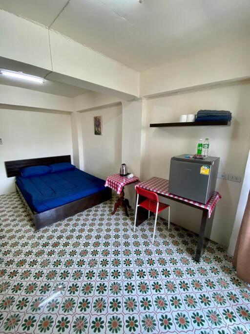 Ratanawong Place 823 Bangkok Luaran gambar