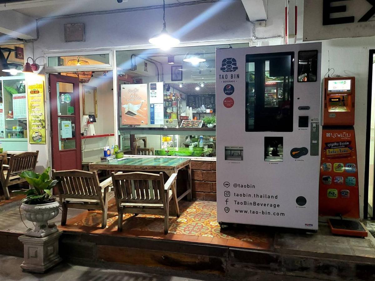 Ratanawong Place 823 Bangkok Luaran gambar